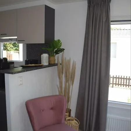 13 Chalet Petten